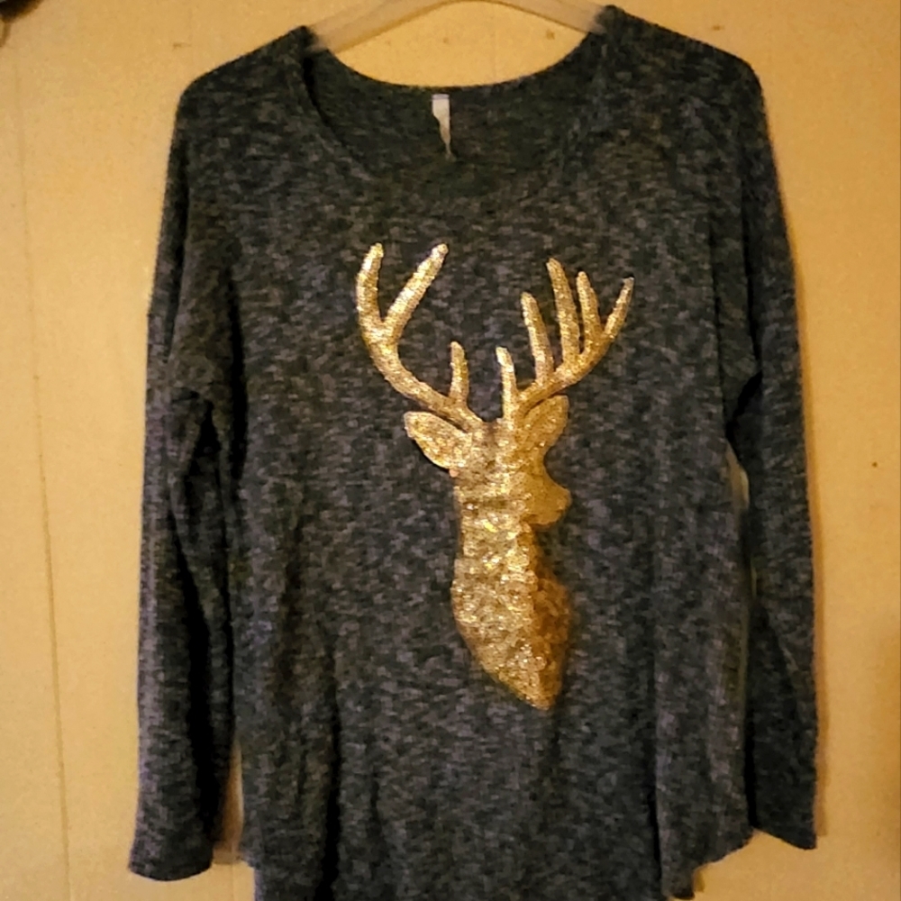 Bo- Bel lightht weight sweater, Large, Grey with gold reindeer on the front.